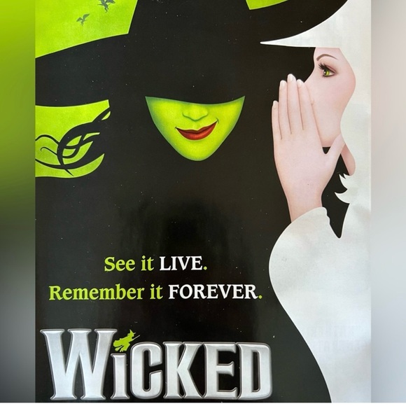 Starbucks NWT Wicked Emerald City Limited Edition Green Gemstone Cold Cup - Picture 2 of 11